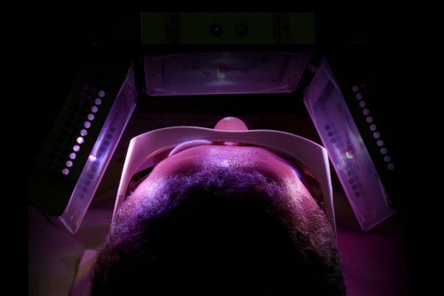 Light therapy dental implants